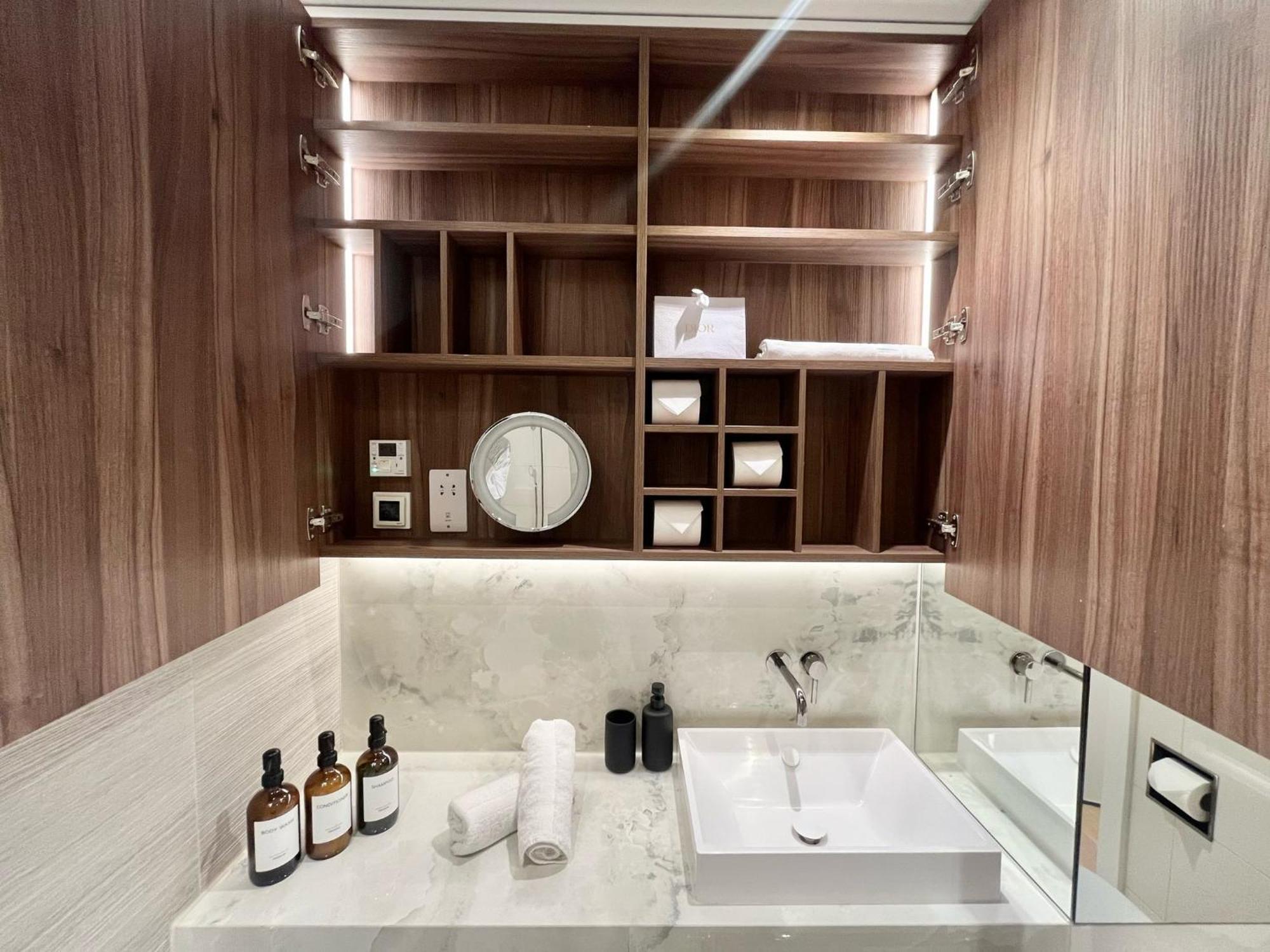 Apartamento Elegant 2bed -west -steps To Tube, Westfield Londres